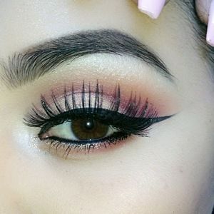 Meet your Posher, Evelyn